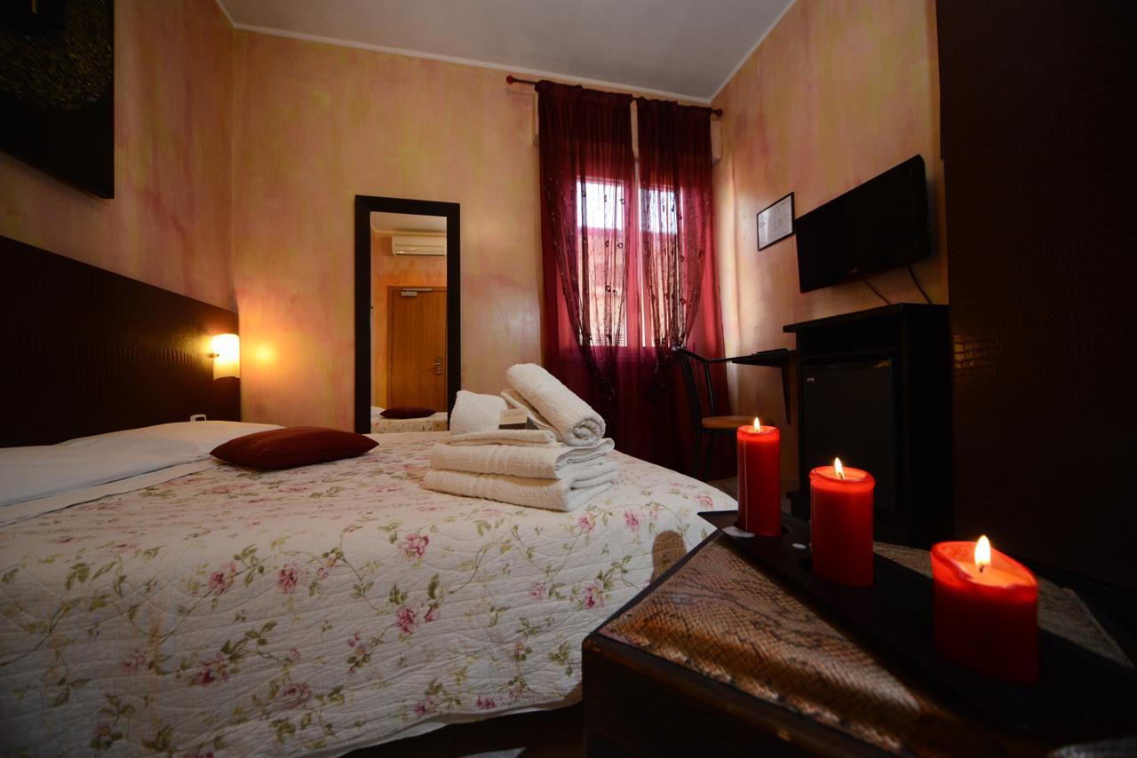 Hotel Okinawa Rimini Buitenkant foto