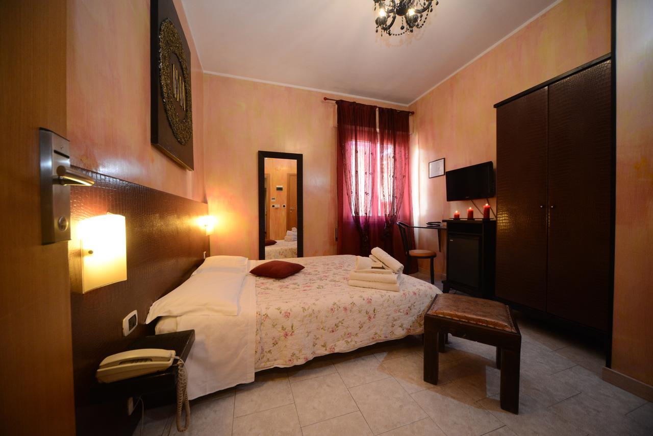 Hotel Okinawa Rimini Buitenkant foto